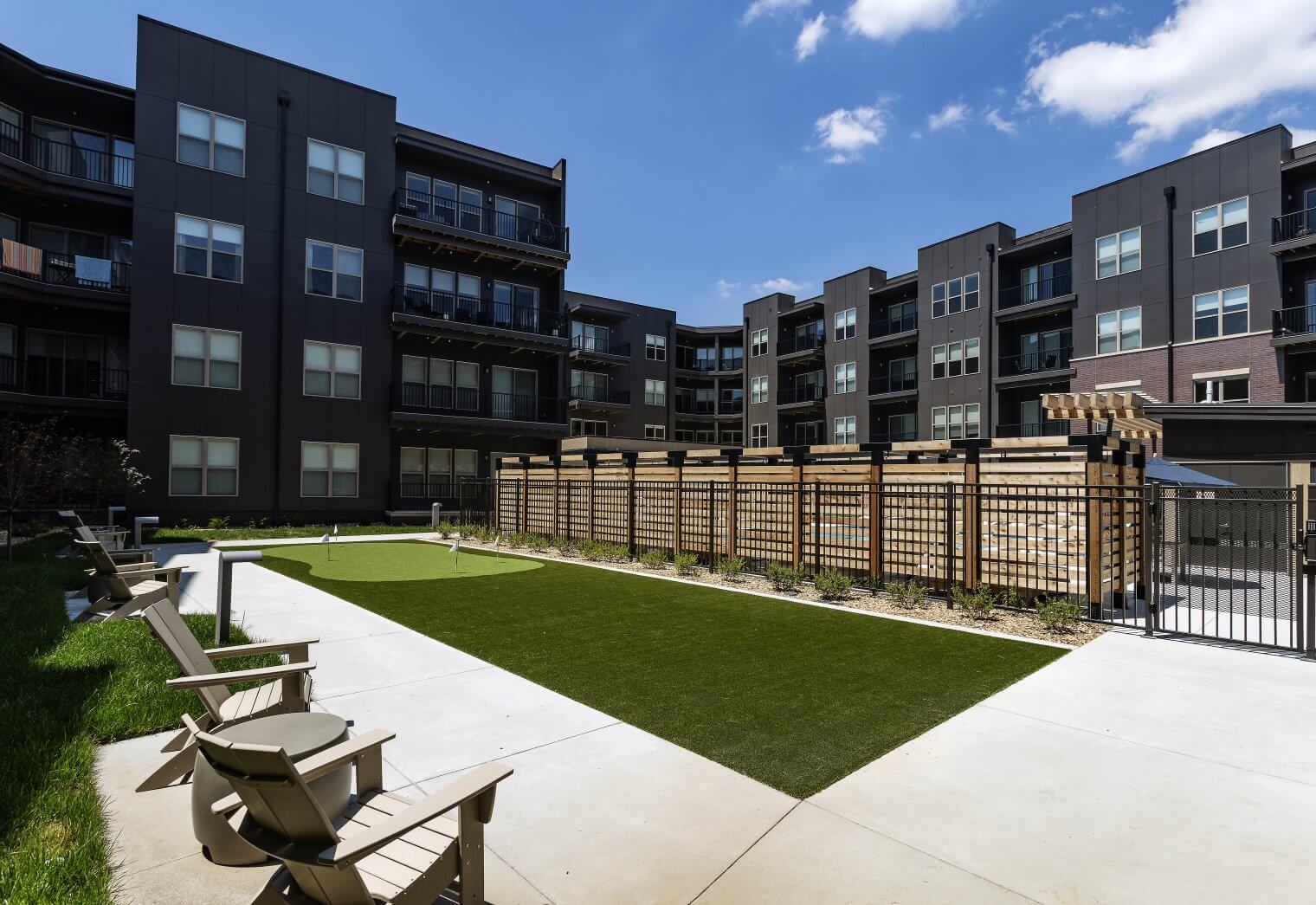 ajax at askarben exterior amenity putting green 02