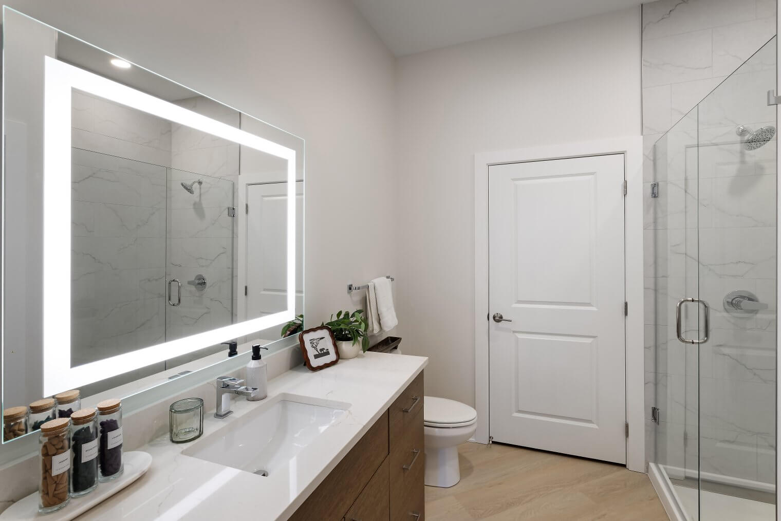 ajax at askarben interior apartment bathroom 01
