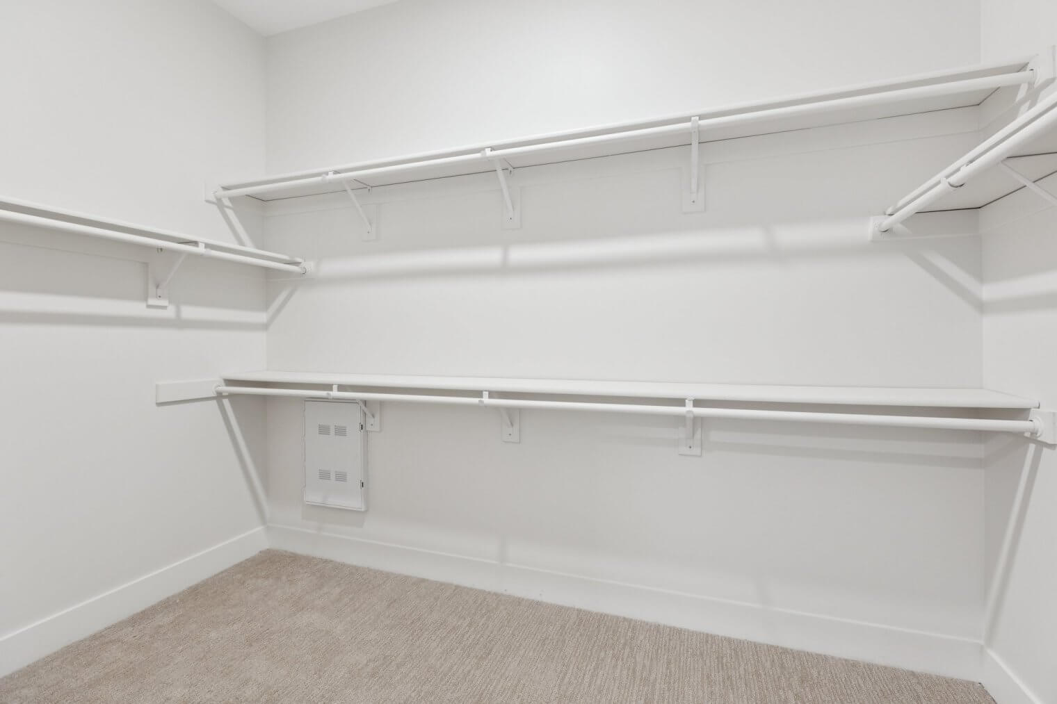 ajax at asksarben interior apartment walk in closet 01